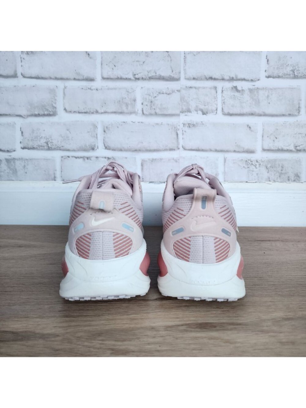 Nike ZoomX Womens Road Running Shoes Pink White Sz 8 Sneaker Athletic HM6804-605 - Picture 7 of 15